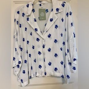 H&M White Crop Blouse with Blue Embroidery